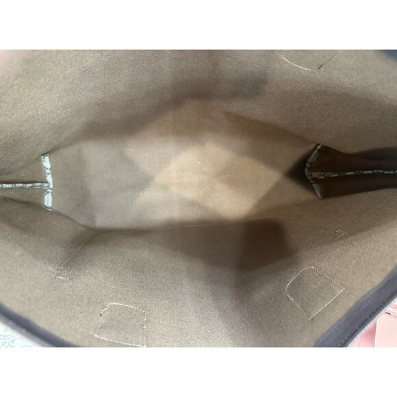 Preowned Gucci Plus Tote - Picture 8 of 10